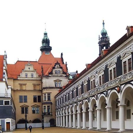F1 - Kunst Und Design Dresden Exterior foto